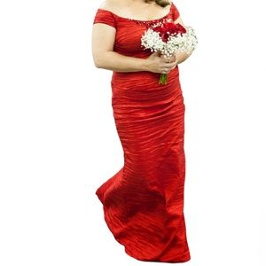 Alex Evenings Red mermaid off shoulder gown - Size 12